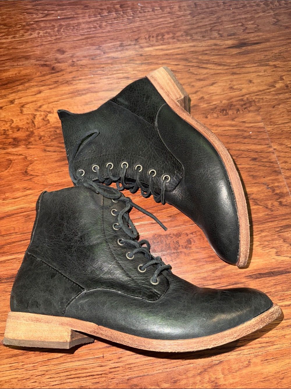 Kork-Ease Black Leather Women's Chukka Boots with Tan Sole